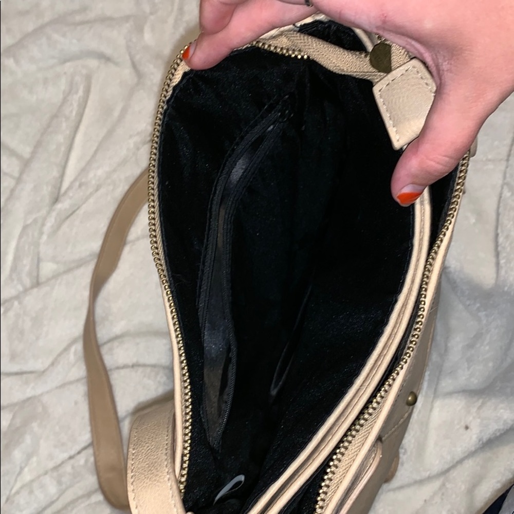 Purse - Picture 3 of 5